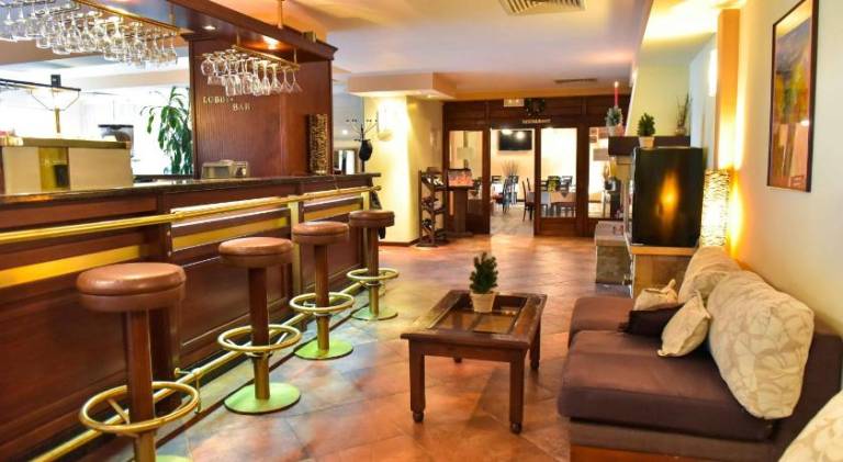 Hotel Bojur & Bojurland Apartment Complex — photo 3