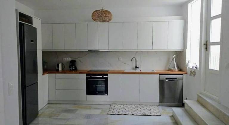 Vacation home with terrace — photo 4