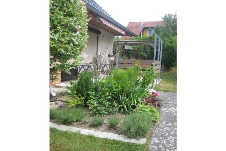 House with yard, barbecue & terrace — photo 4