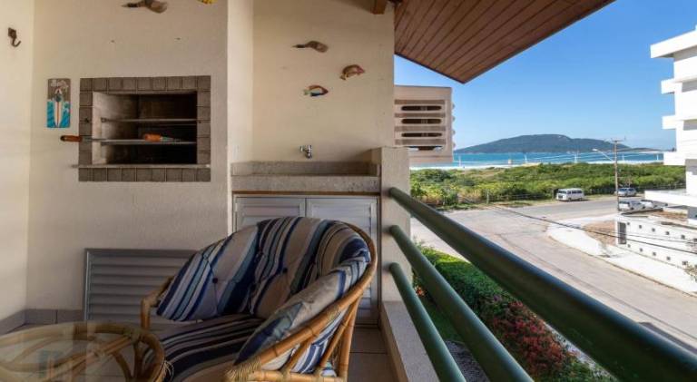 Holiday apartment with pool in Florianópolis