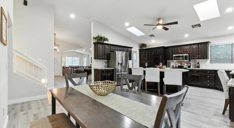 House with pool | Pets allowed — photo 4
