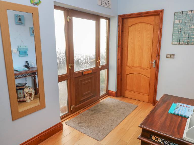 Child-friendly beautiful cottage with garden | Beach view | Beach nearby | Pets allowed — photo 3