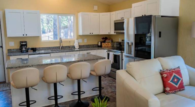 Spacious vacation home | Pets are welcome — photo 4