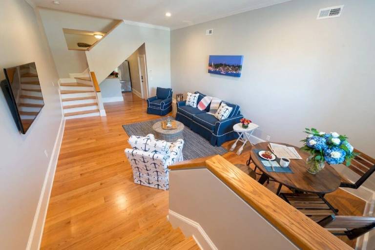 Condo Newport
