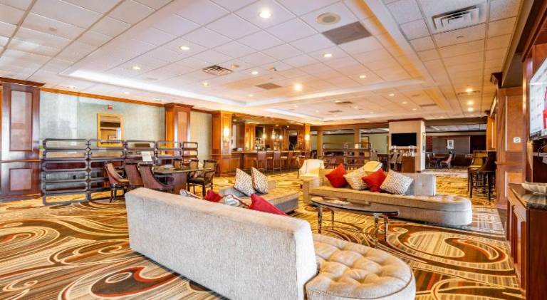 Wyndham Omaha/West Dodge — photo 2