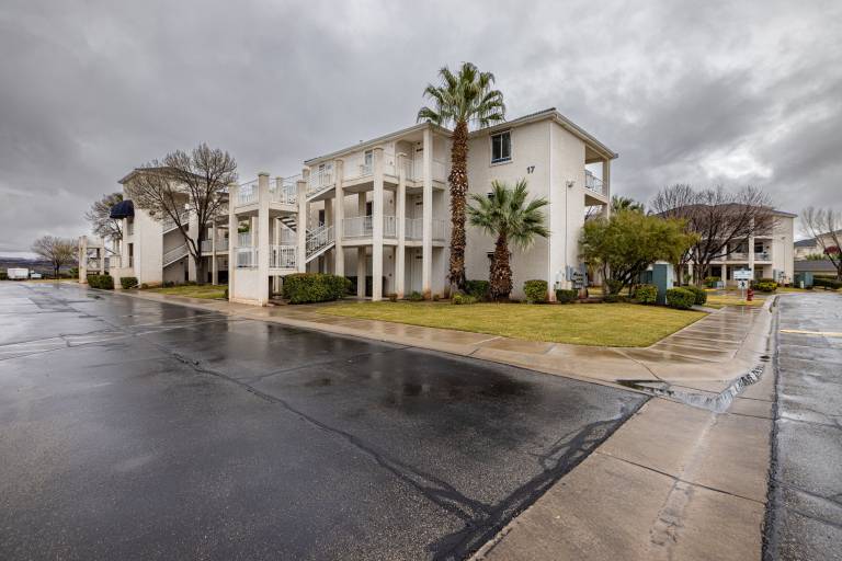 Condo St. George