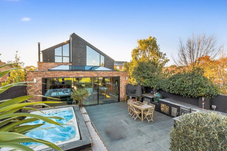 House  Southbourne