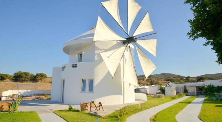 Farm with pool, yard & terrace | Pet-friendly in Naxos