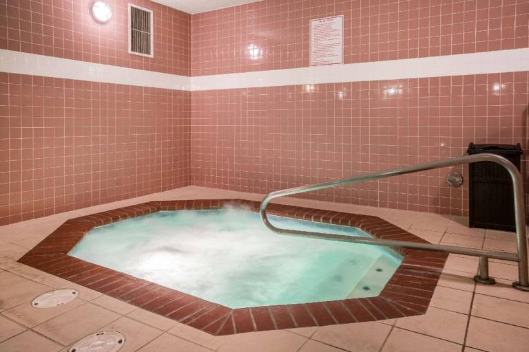 Comfort Inn Lacey - Olympia — photo 5