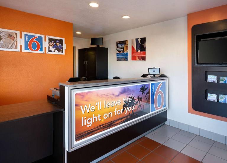 Motel 6 Goleta, CA - Santa Barbara — photo 2