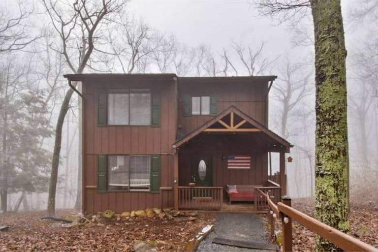 Cabin Wintergreen Resort