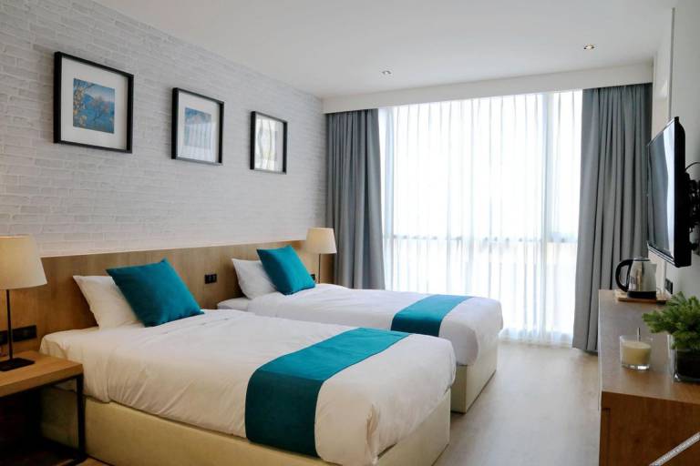 B Stay Hotel — photo 2