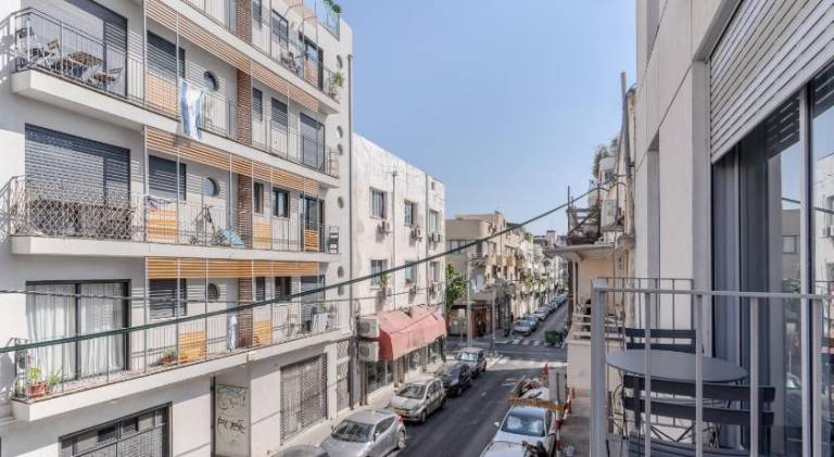 Rental apartment with patio | Next to Neve Tzedek — photo 4