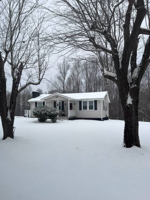 Farmhouse Mount Airy