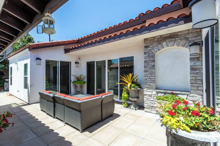 House Garden Grove