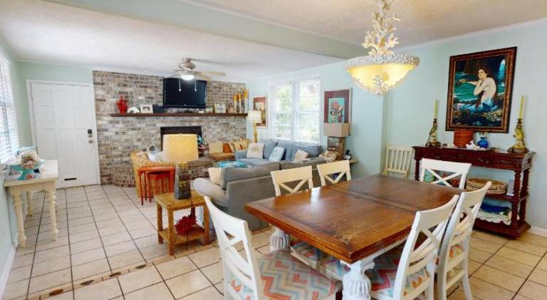 Vacation home with 4 rooms for 9 persons in Tybee Island, GA