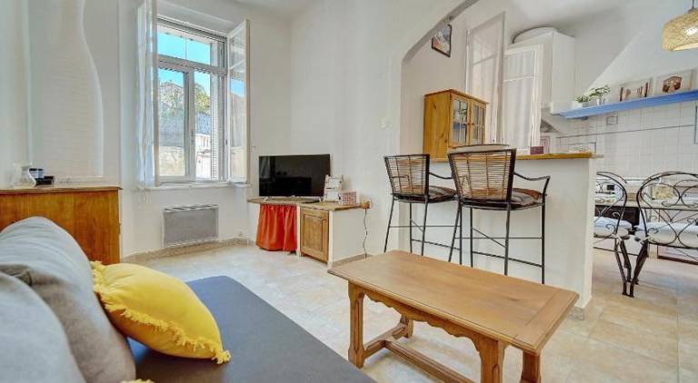 Rental apartment with terrace in Cannes