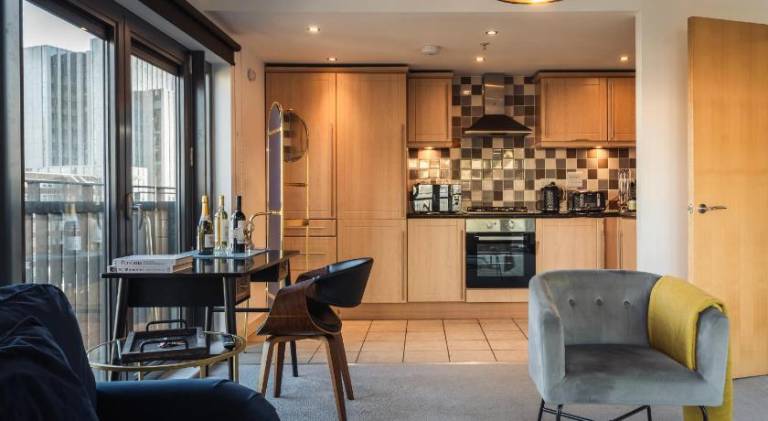 Fully equipped rental apartment | Suitable for remote work | Pets allowed — photo 4