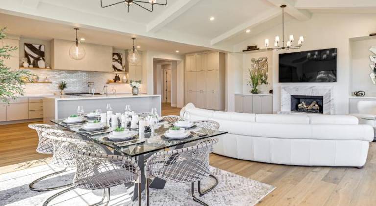 325 m&sup2; Ferienhaus