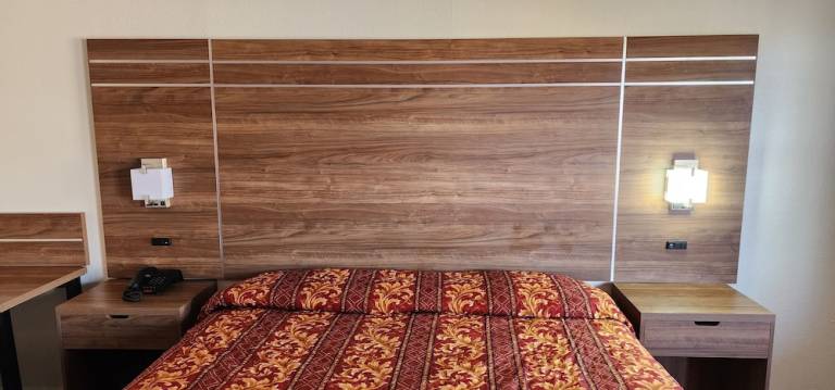 Motel  Bankhead