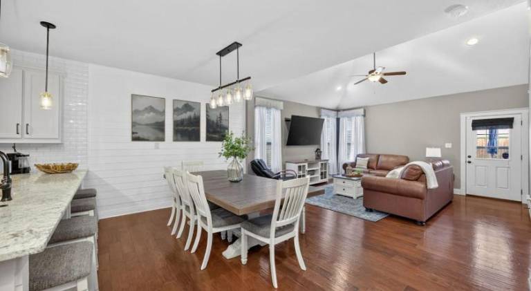 Ample house | Suitable for remote work | Pets are welcome — photo 3