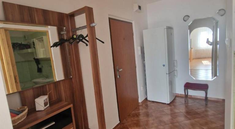 Apartment with 2 rooms for 5 persons — photo 3