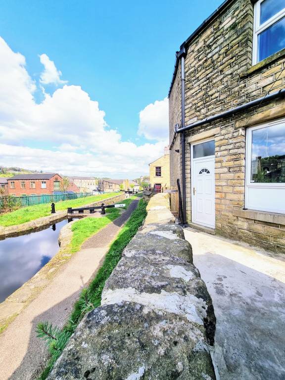 House Milnsbridge