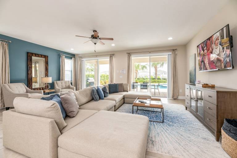 Child-friendly nice vacation home with private pool & hot tub | Pets allowed — photo 5