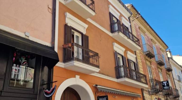 Apartment with 3 rooms for 6 persons in Caserta