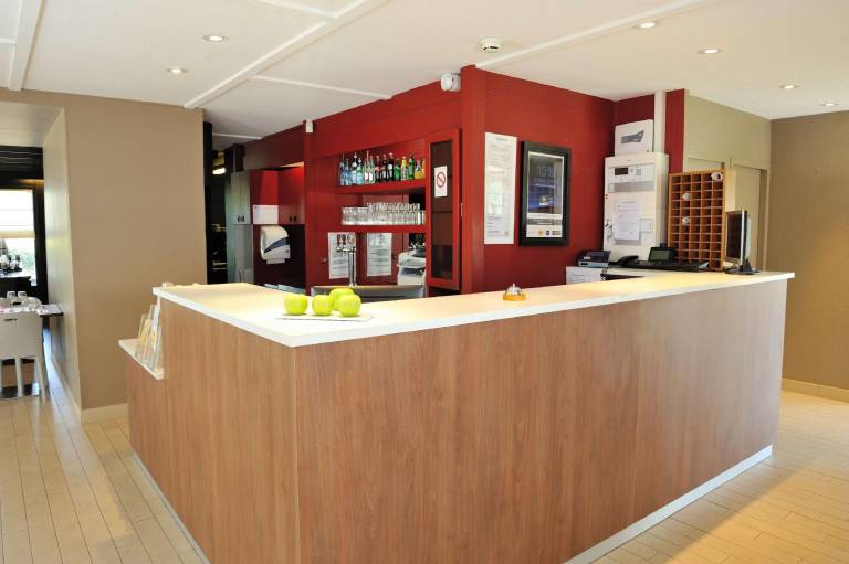 Campanile Villejust Za Courtaboeuf Hotel — photo 3