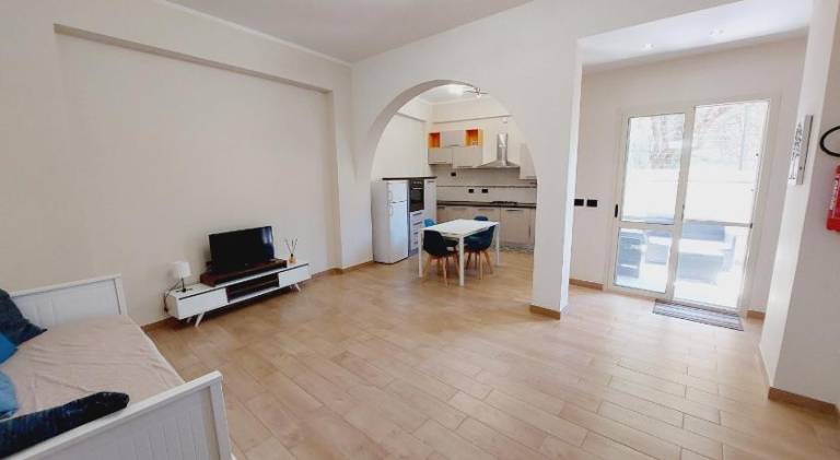 Holiday apartment with 1 room for 4 persons in Reggio Calabria
