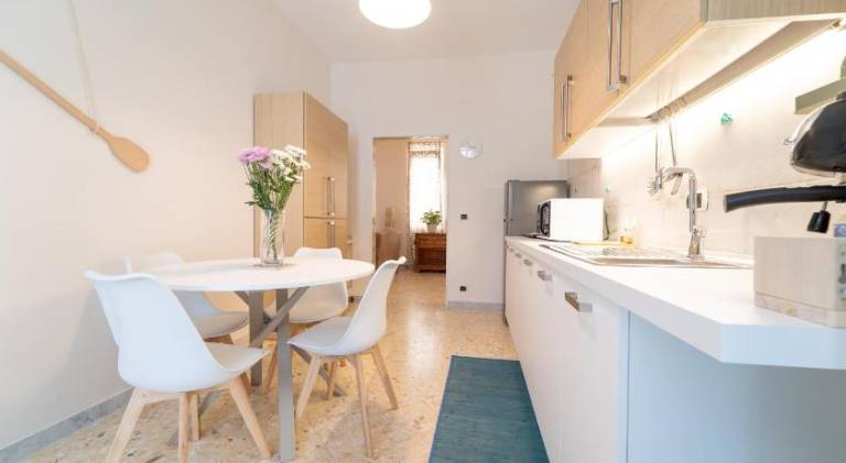 Apartment with 2 rooms for 5 persons — photo 4