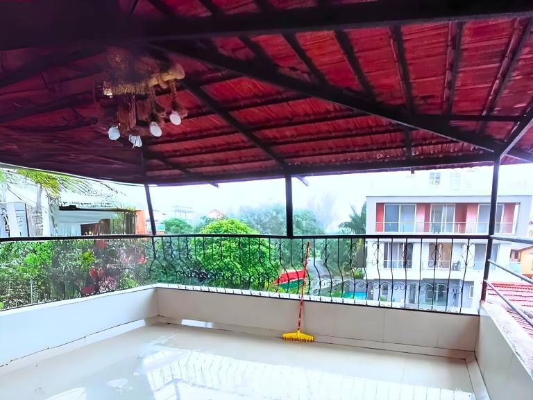 Villa with pool & jacuzzi | Pets are welcome — photo 4