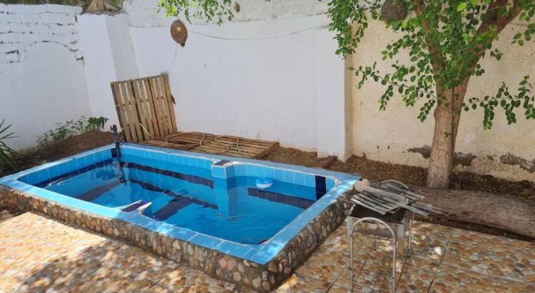 Villa with pool — photo 3