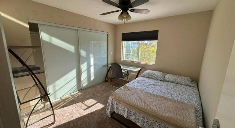 Large Private Room Near Meta & Tech Hubs in San Mateo, CA