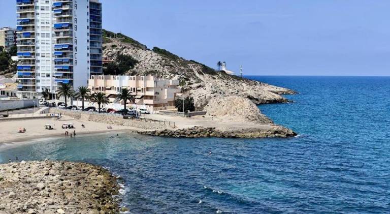 Charming rental apartment with terrace & private pool | Next to the beach | Pets are welcome — photo 4