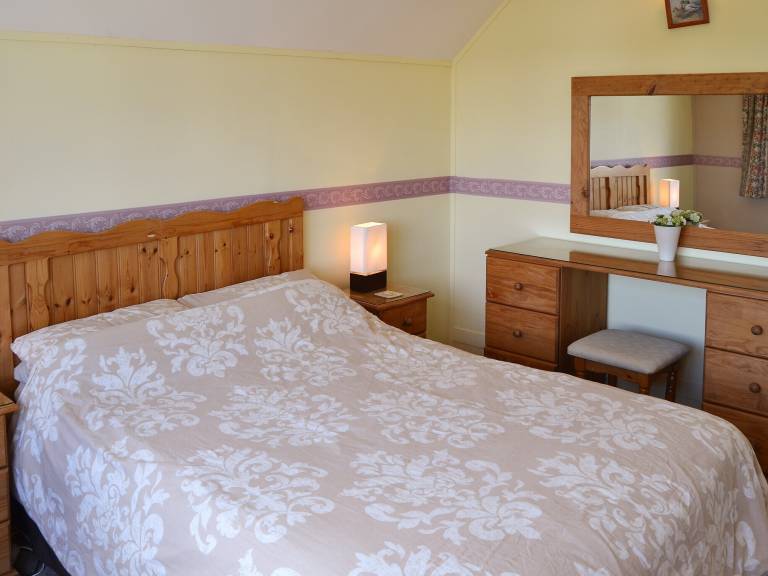 Cottage Horning