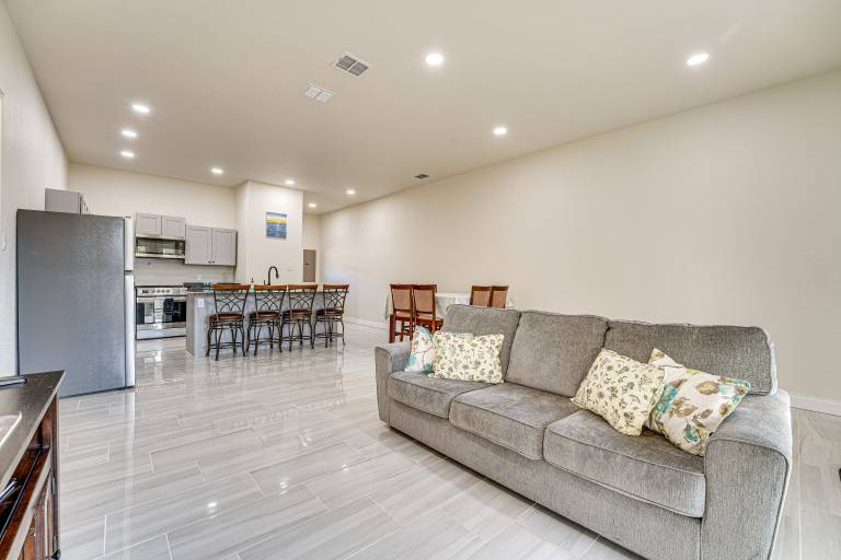 Walk to Guadalupe River: Seguin Home w/ Fire Pit — photo 4