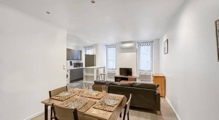 Rental apartment with 2 rooms for 4 persons — photo 2