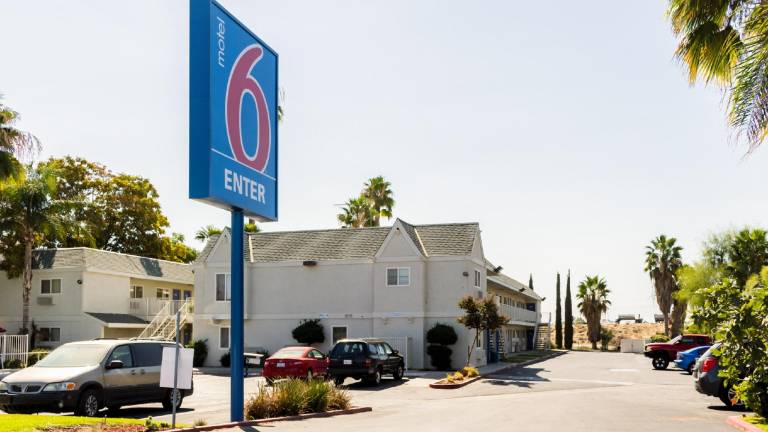 Motel 6 Bakersfield CA East