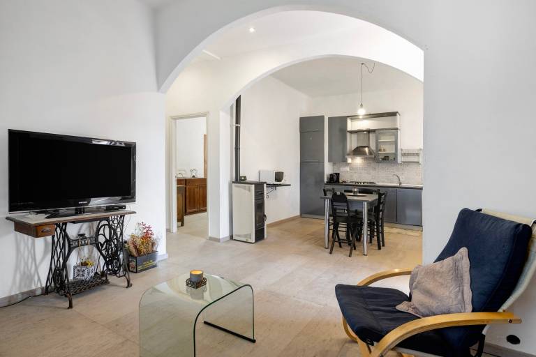 Apartment 'Panorama Medievale' with Mountain View, Private Terrace and Wi-Fi — photo 4