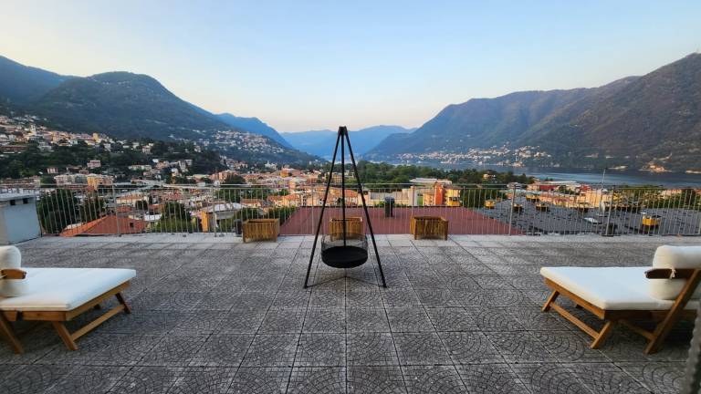 Holiday Home 'Villa Cielo Lake Como' with Lake View, Private Terrace and Wi-Fi in Brunate