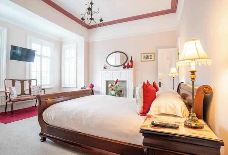Bed and breakfast  Birkenhead