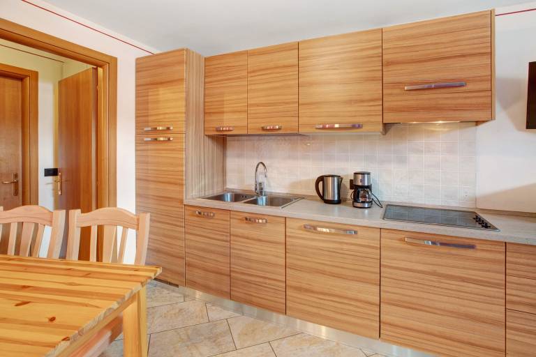 "Appartamento 2 - Alpen Suite" with Mountain View, Garden & Wi-Fi — photo 4
