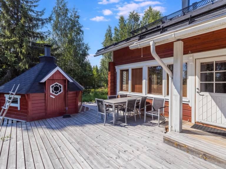 Vacation home with terrace & sauna | Nature view | Pets allowed — photo 2