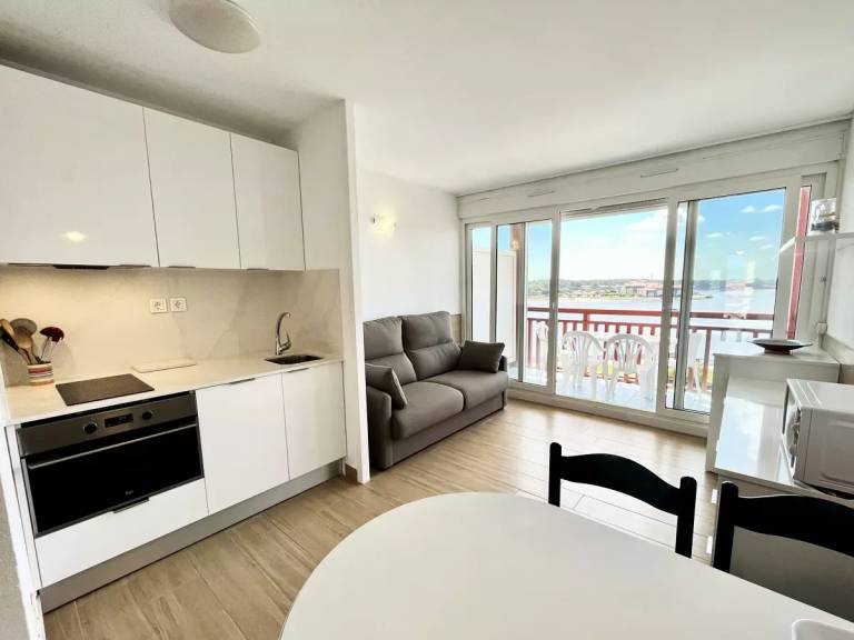 Apartment with patio & pool — photo 2
