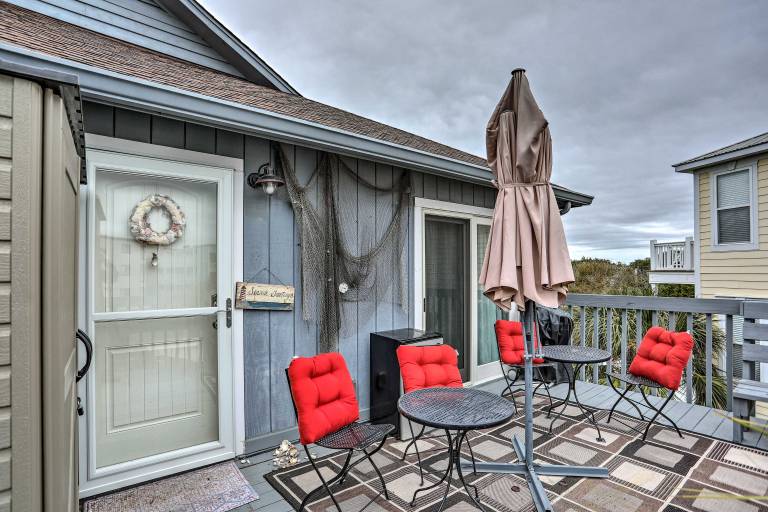 Breezy Murrells Inlet Condo w/ Deck: Walk to Beach — photo 3