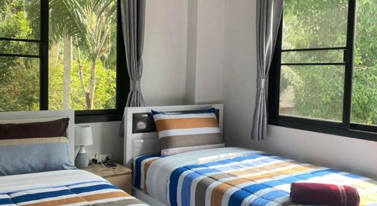 Pleasant villa with pool | Pets allowed — photo 2