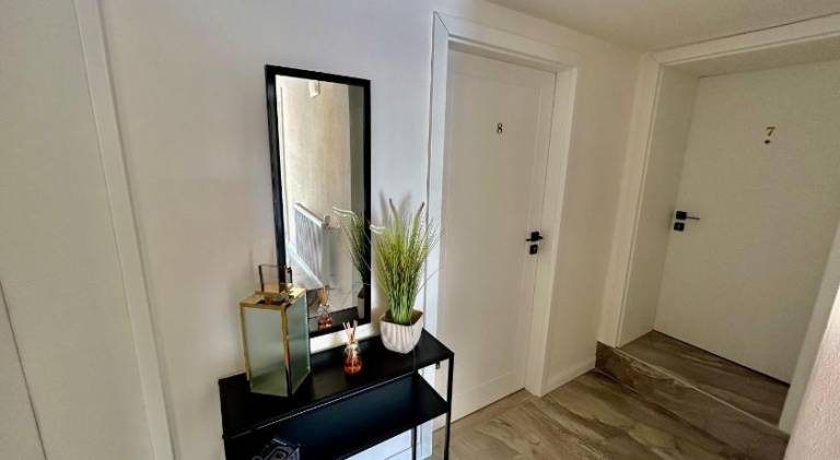 Apartment with patio — photo 5
