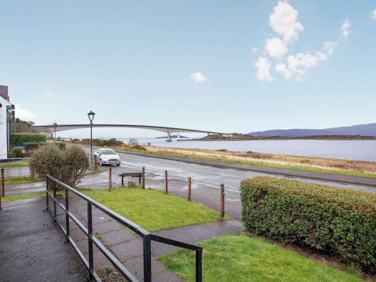 House Kyle of Lochalsh
